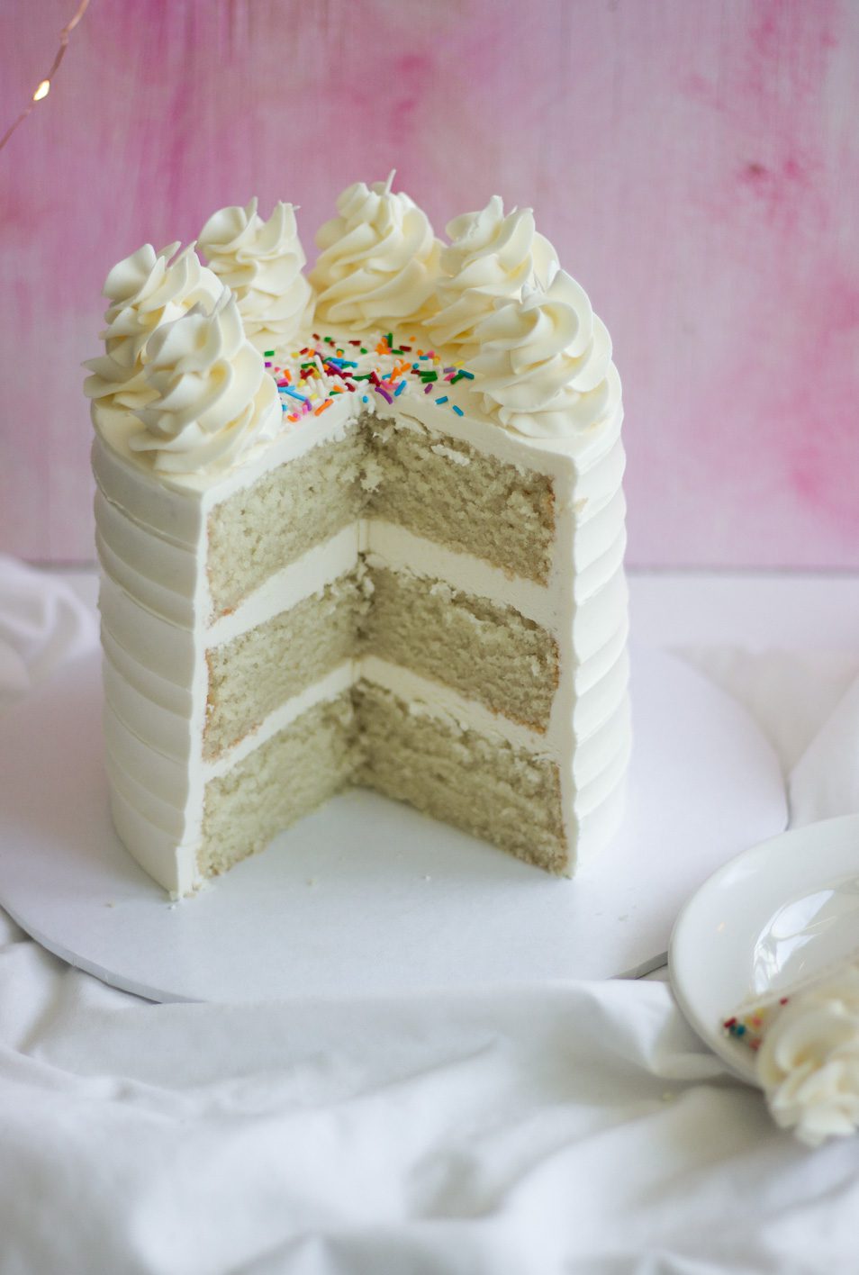 the-best-vanilla-cake-recipe-with-oil-baked-by-blair