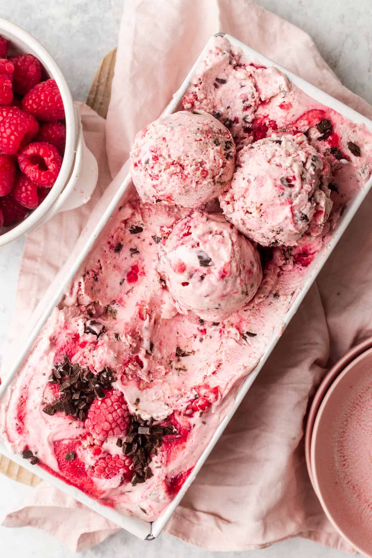 chocolate raspberry ice cream