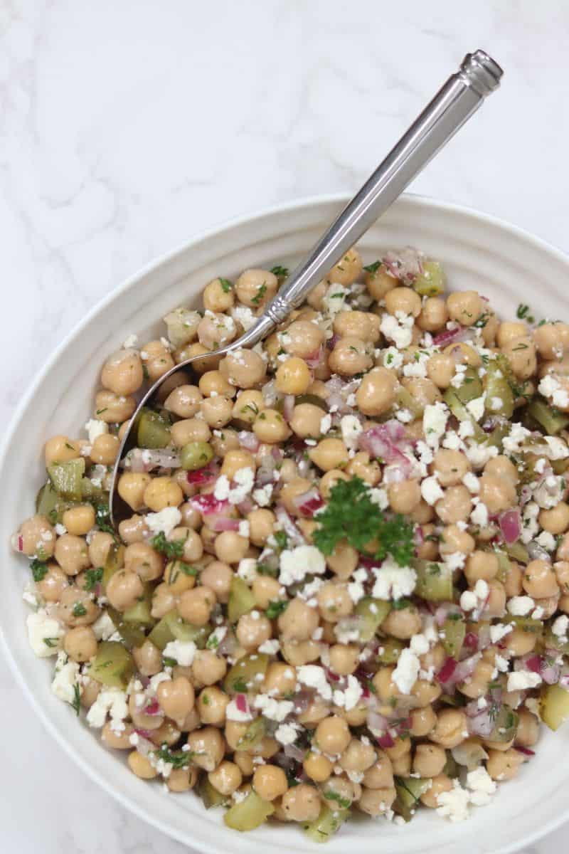 dill pickle chickpea salad